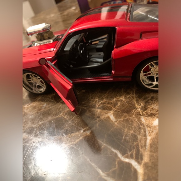 Badd Ride DieCast Collectibles
1967 SHELBY GT 500 1:24 Scale
Vintage - Picture 7 of 10